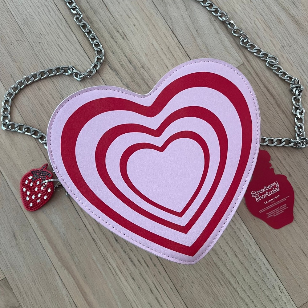 Strawberry Shortcake Heart Crossbody Bag Pink Red Chain Strap Novelty Purse - Picture 2 of 6